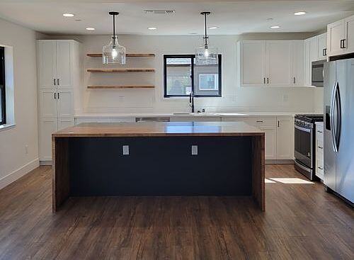 Kitchen-cropped-500px Kitchen-cropped-500px
